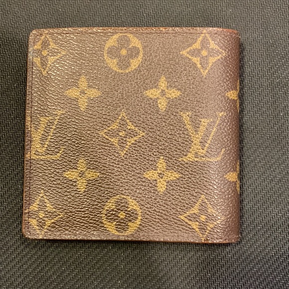 Louis Vuitton Marco Wallet - Picture 3 of 11